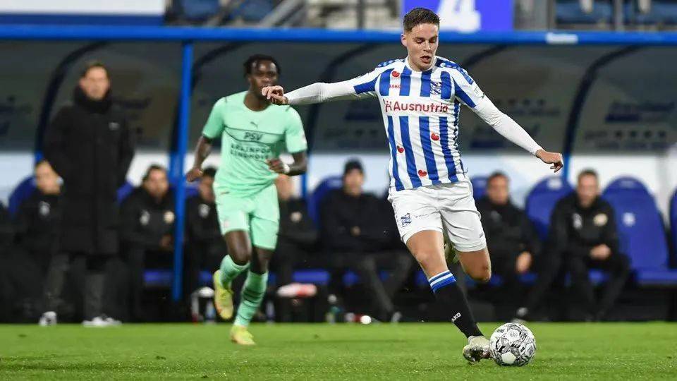 不同于许多 不同于许多