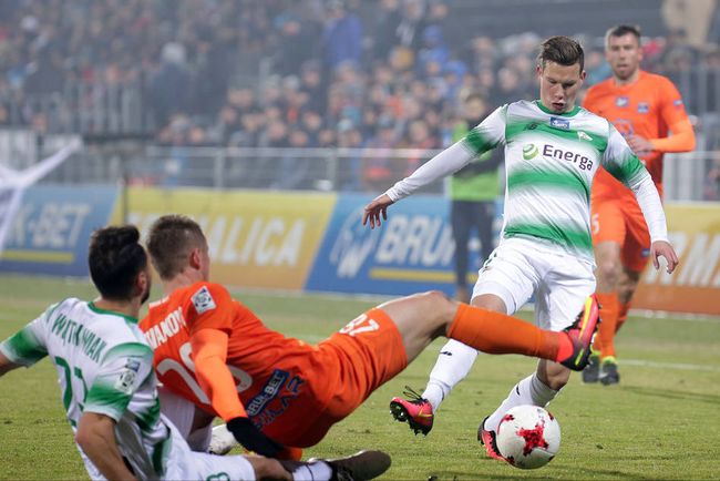 并在随后的 并在随后的