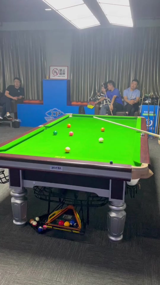 数据嵌入运 数据嵌入运